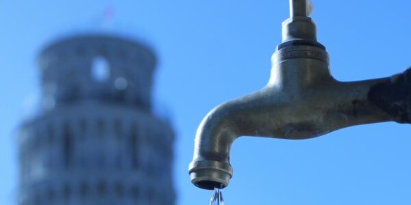 Immagine acqua_rubinetto_pisa_orizz